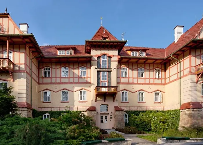 Hotell Jestrabi Luhačovice